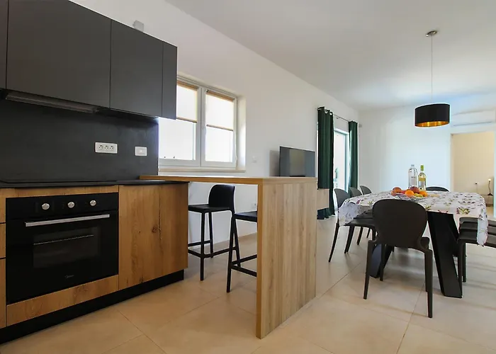 Dom wakacyjny Lovor 2351