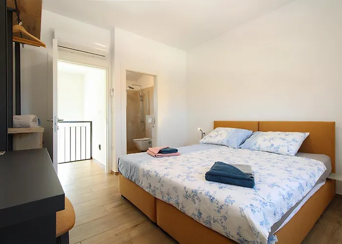 Lovor 2351 Valbandon