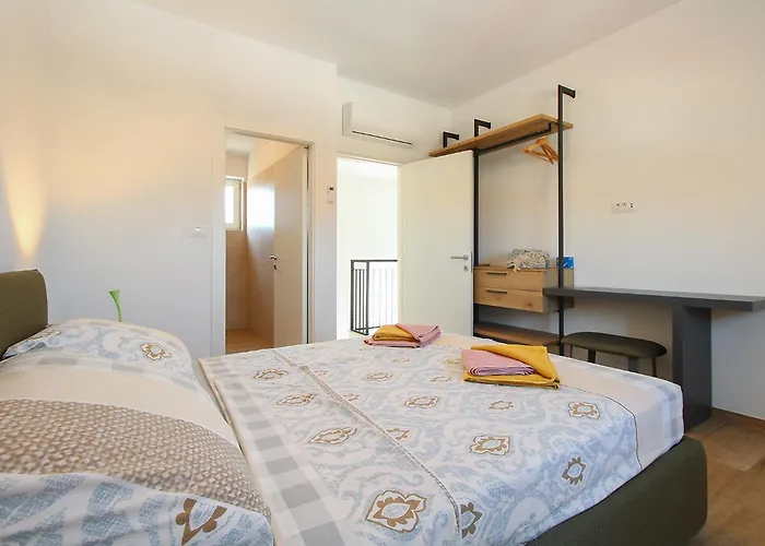 度假居 Lovor 2351 *