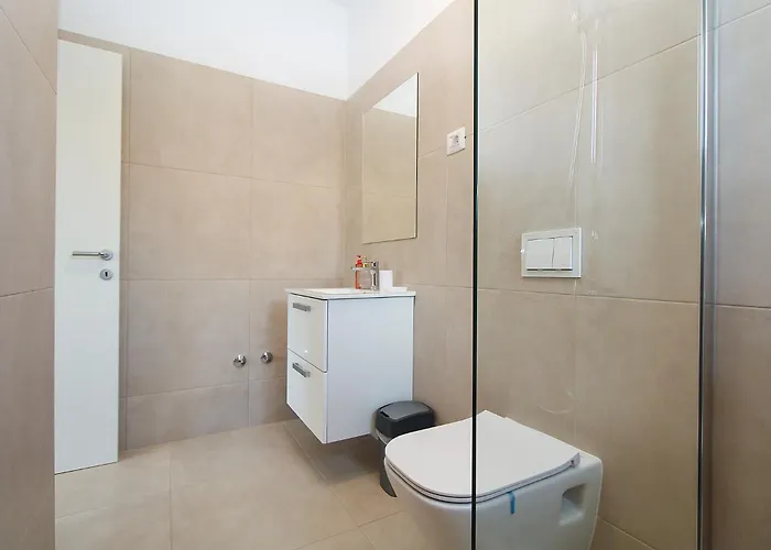 Lovor 2351 Holiday home *